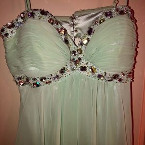 Gorgeous simple prom dress!!!
